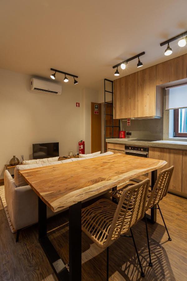 Orm- Fontainhas 01 & 02 Apartments Porto Zewnętrze zdjęcie