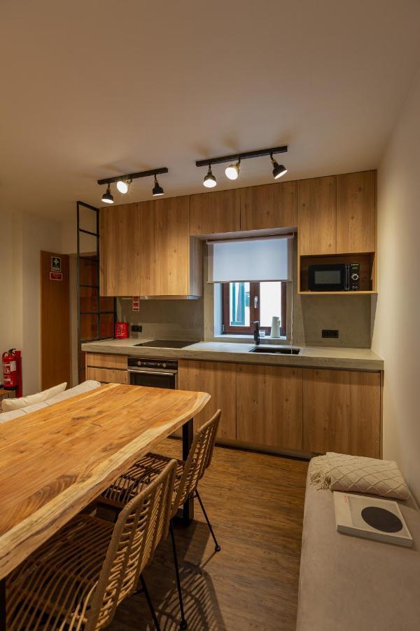 Orm- Fontainhas 01 & 02 Apartments Porto Zewnętrze zdjęcie