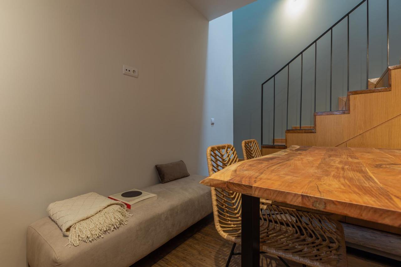 Orm- Fontainhas 01 & 02 Apartments Porto Zewnętrze zdjęcie