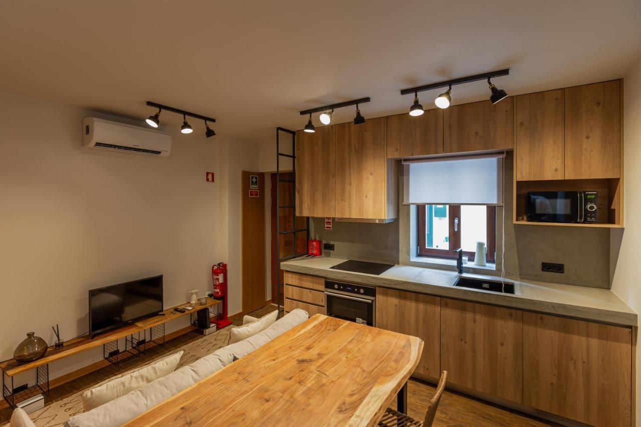 Orm- Fontainhas 01 & 02 Apartments Porto Zewnętrze zdjęcie